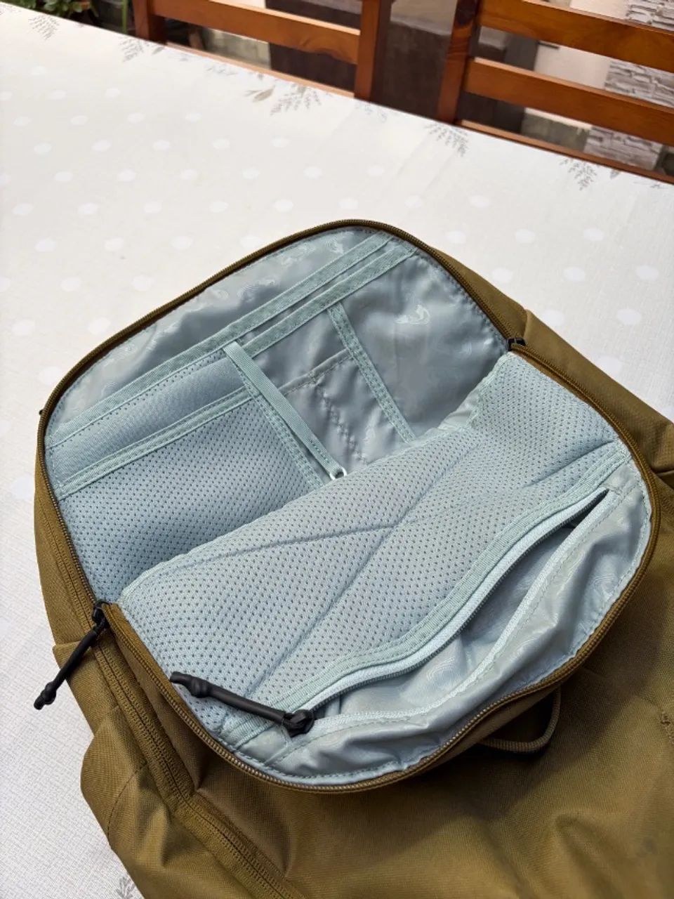 Mochila Thule Aion 28L - Foto 4