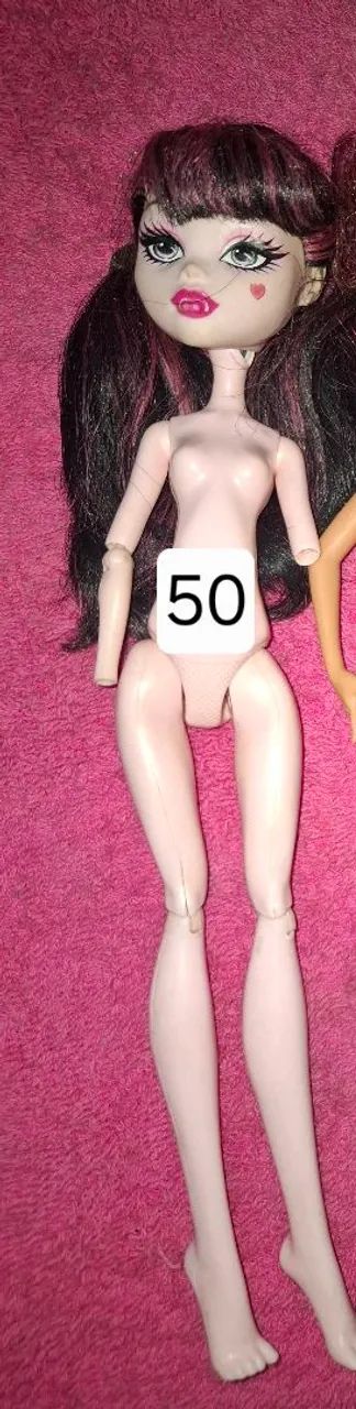 Monster high draculaura 