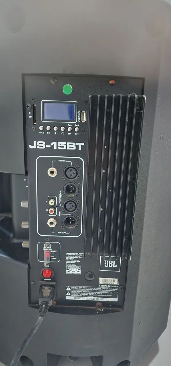 Caixa de som JBL grande - Foto 2