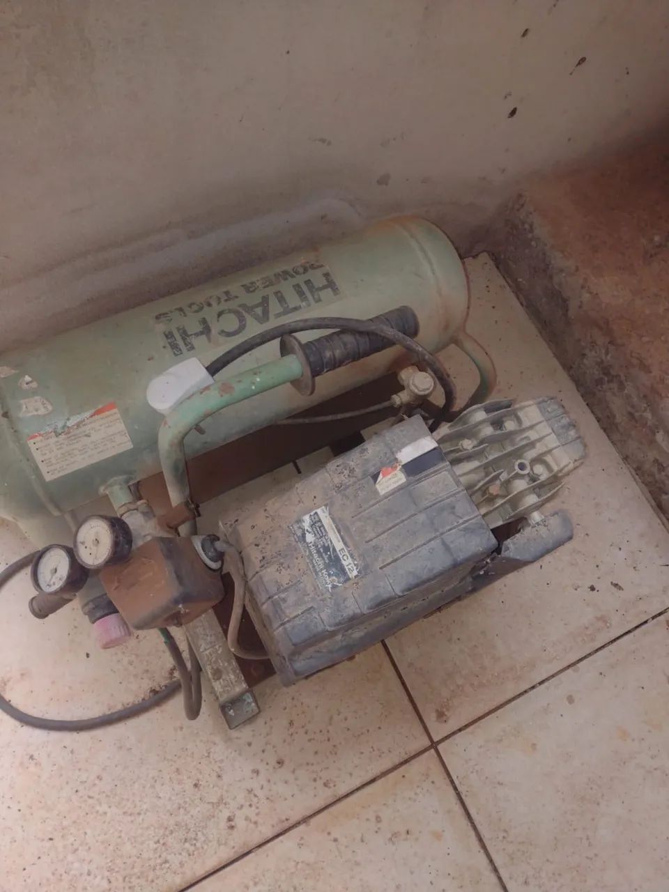 Compressor de ar Hitashi