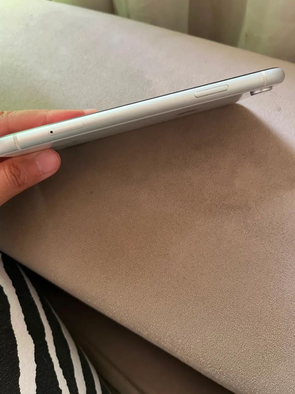 128 GB IPHONE XR - Foto 2