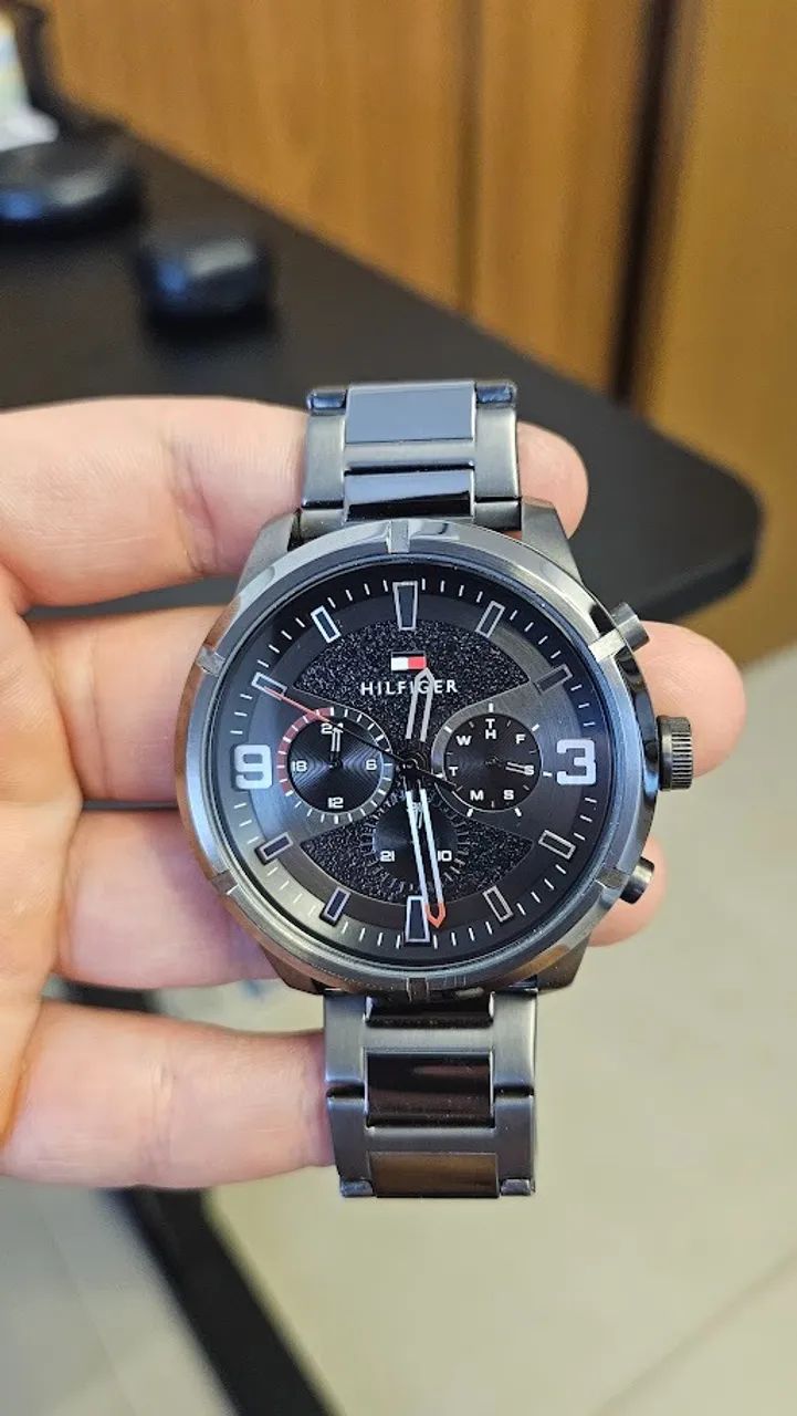 Relógio Tommy Hilfiger Masculino Aço Cinza 