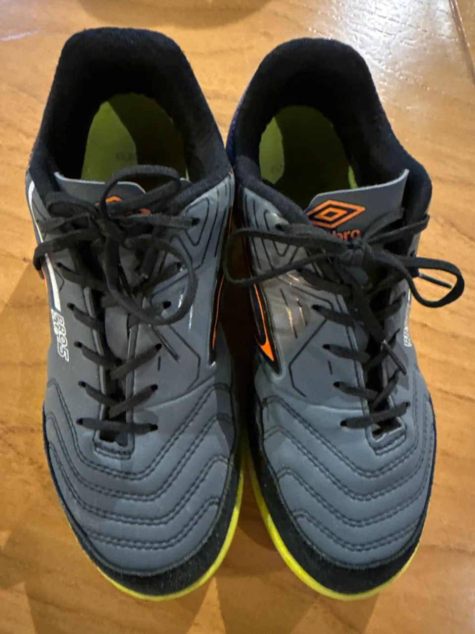 Chuteira Umbro  - Foto 2