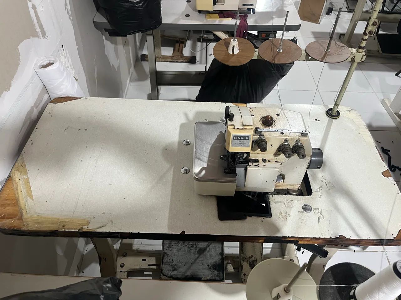 Máquinas de Costura Industriais Interlock, Pespontadeira, Overlock  - Foto 5