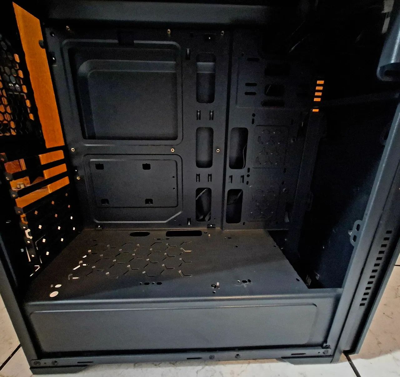 Gabinete Gamer Bluecase BG-009 - Foto 3