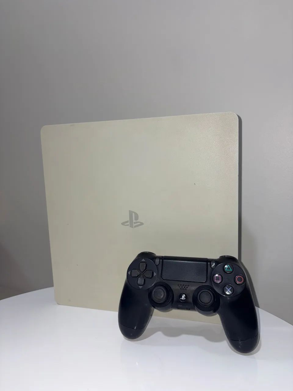 Ps4 slim branco perfeito estado!