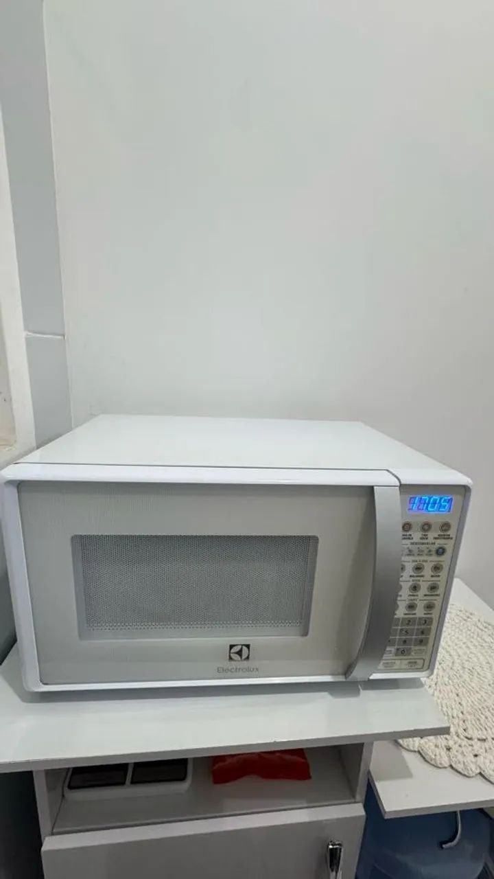 Microondas Eletrolux 20L
