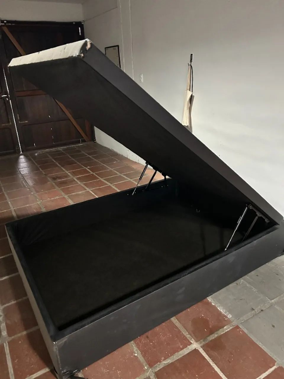 CAMA BOX CASAL - COM BAÚ