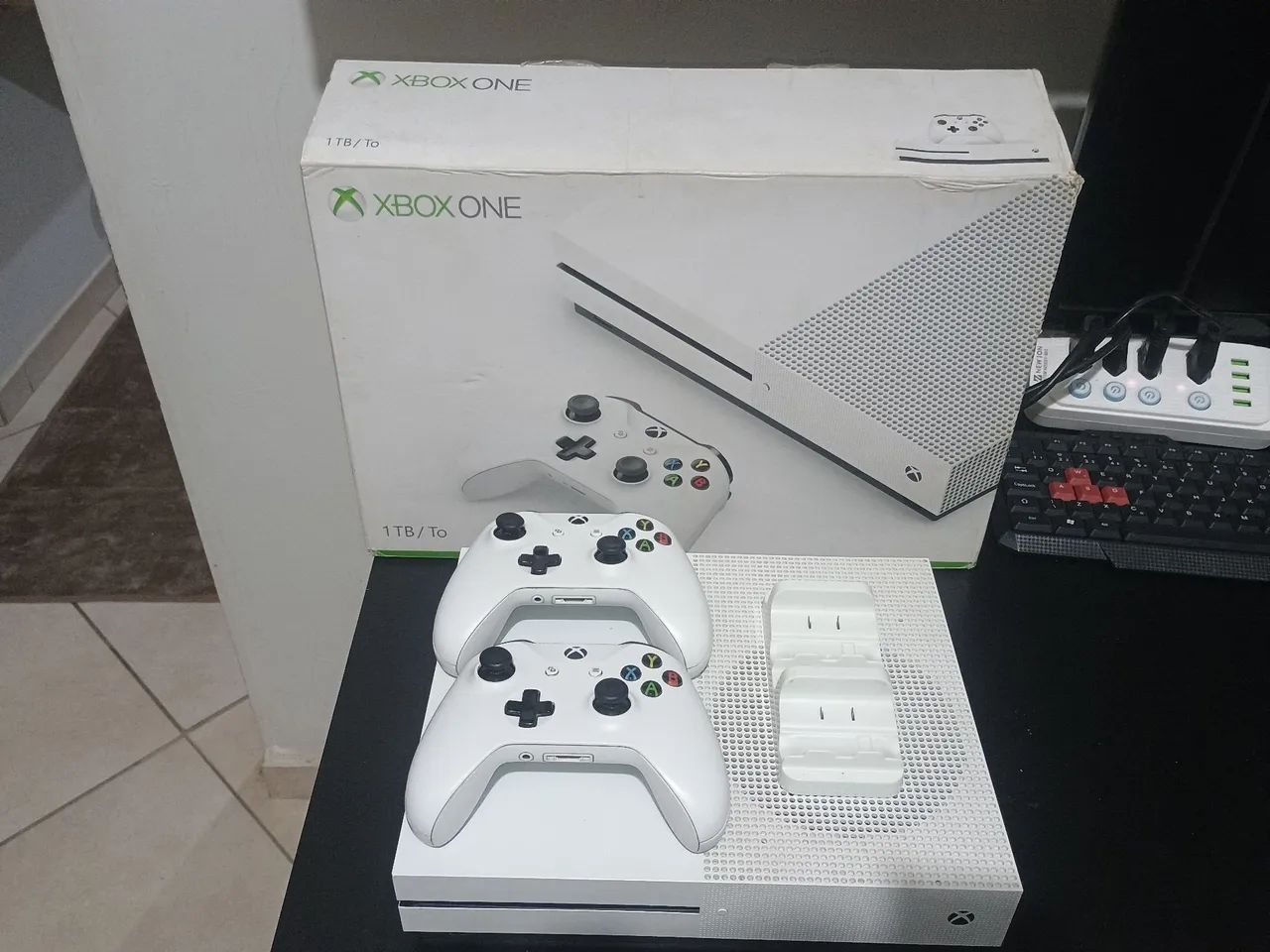 Xbox one S 1T 