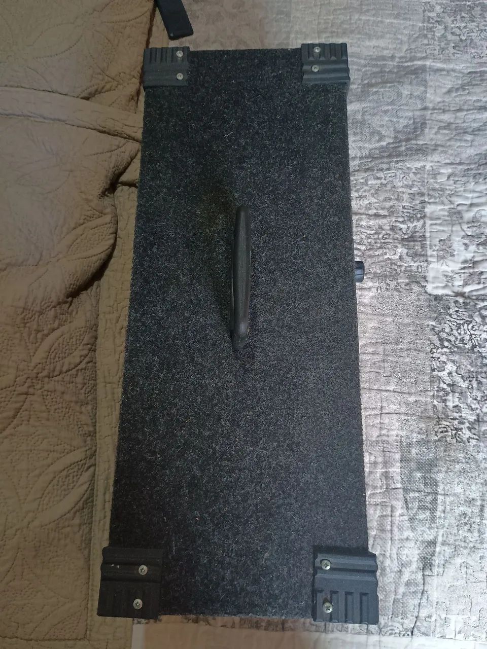 Caixa de som com plaquinha de 160 watts com alto falantes de 70 watts cada de 5 polegadas. - Foto 4