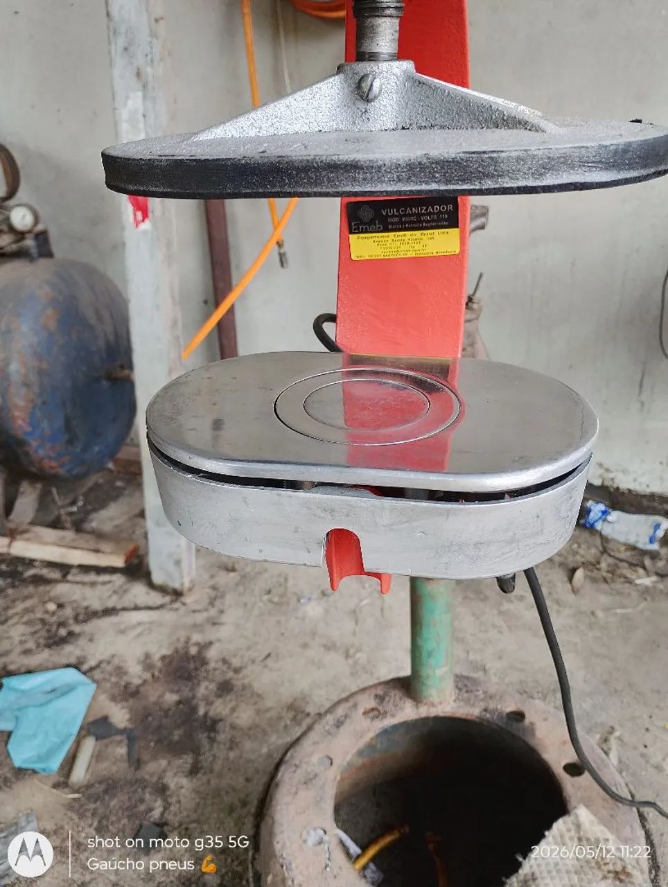 Máquina de vulcanizar câmeras de ar