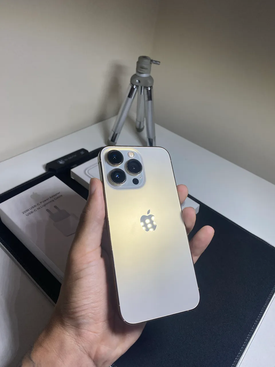 iPhone 12 Pro Max - Celulares e Smartphones - Condomínio Centro