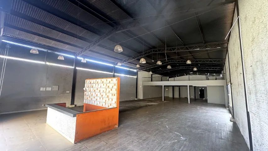 Galpão, com Mesanino - 420 m2 - Centro de Niquelândia - Foto 2
