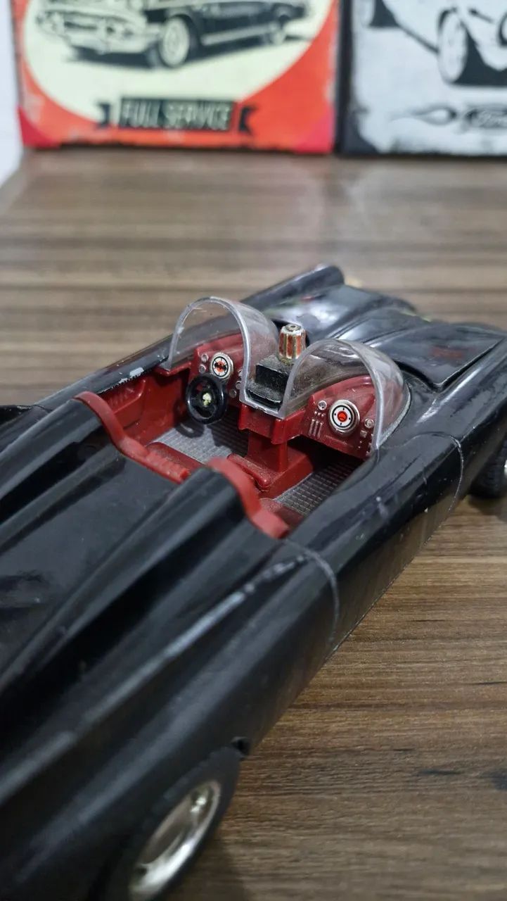 Miniaturas Batmóvel 1/24 e 1/36 - Foto 4