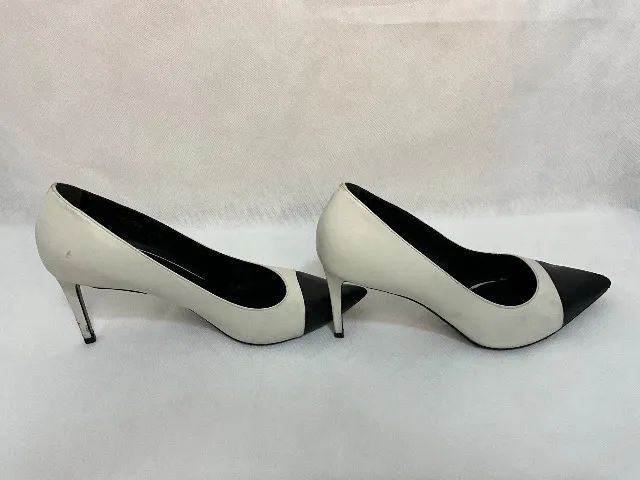 Scarpin Saint Laurent Paris Bicolor Preto Branco Salto 8cm Original 40.5 - Foto 4