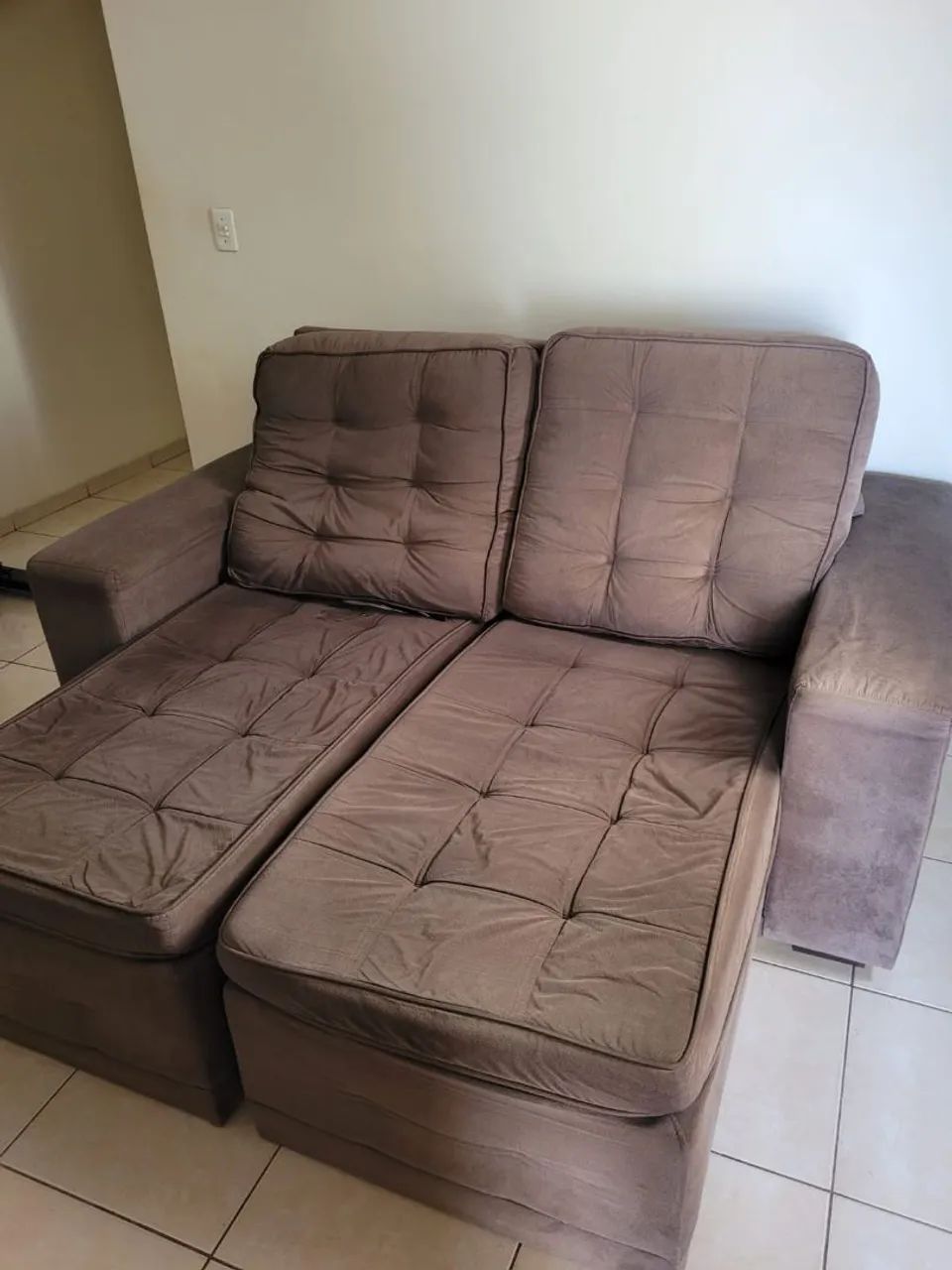 Sofá Retrátil e Reclinável 2 Lugares Marrom