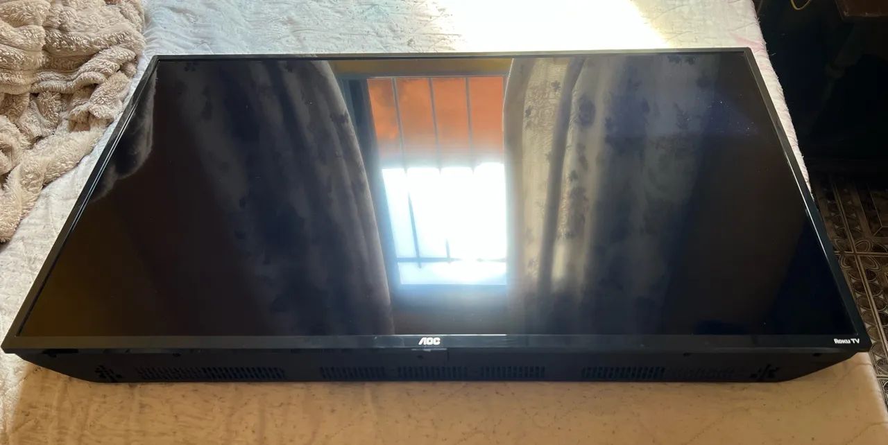 Vende-se TV 43 Polegadas AOC bem conservada muito bem cuidada  - Foto 3