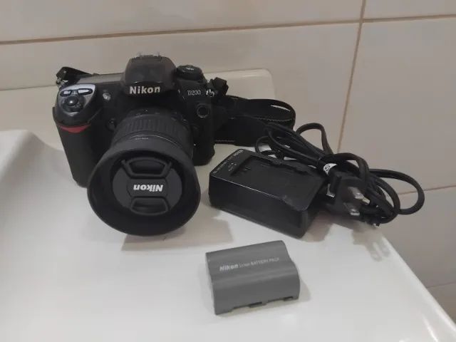 Camera DSLR Nikon D200