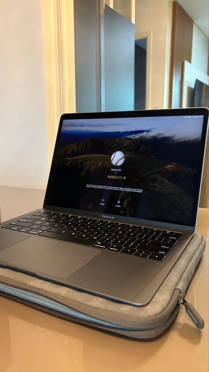 MacBook Novinho - Sem marcas de uso - Foto 3