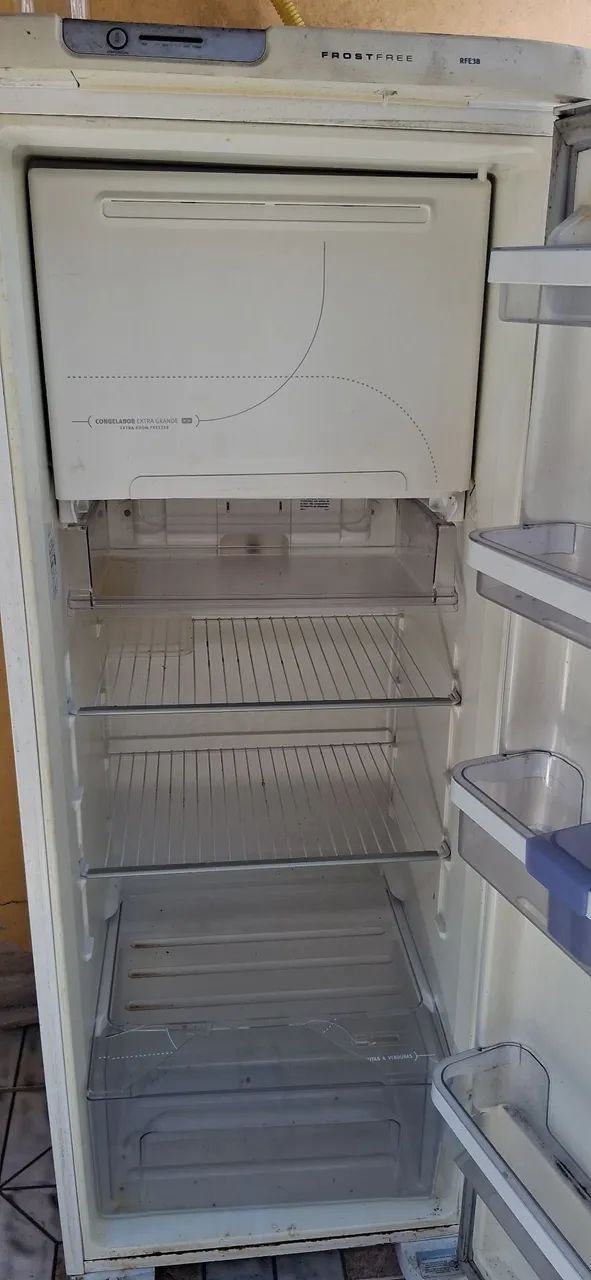 Geladeira usada.. 