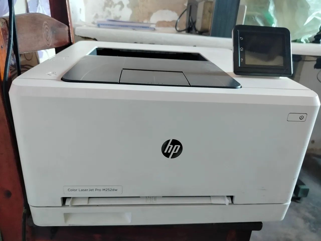 Impressora HP Laser Jet Pro colorida