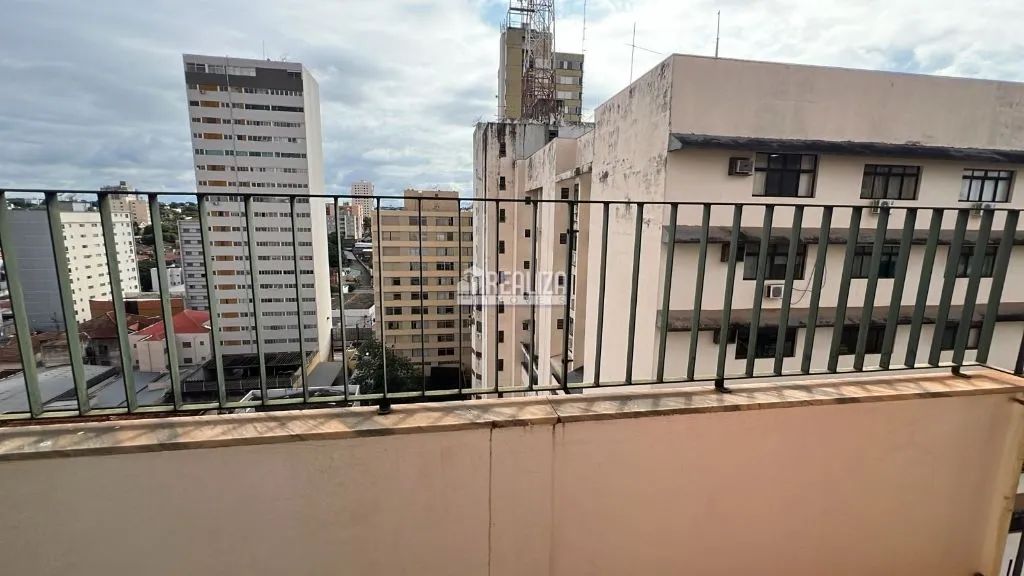 Apartamento à Venda no Centro de Uberaba - Foto 2
