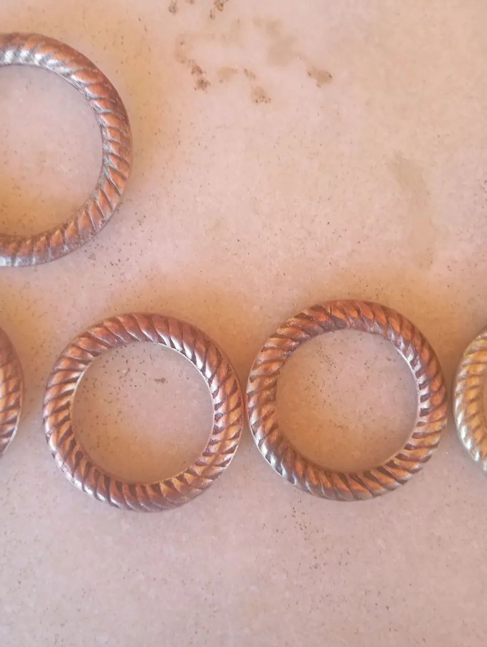 Argolas antigas em bronze para peitorais de cavalo - Foto 5