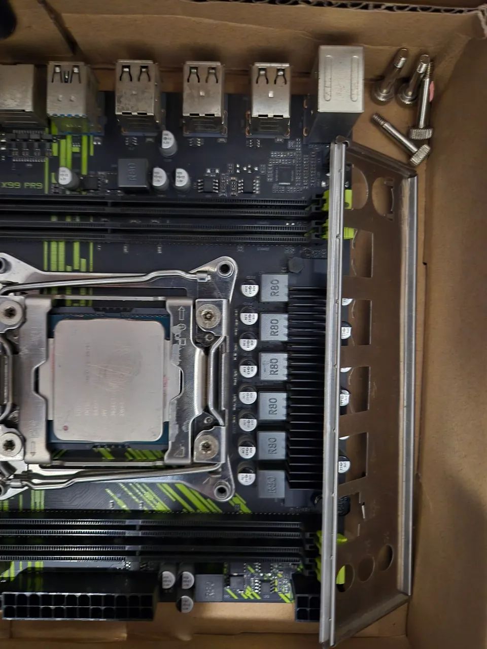 X99 PR9 COM 2620 V3 EM OTIMA CONDIÇÃO  - Foto 3
