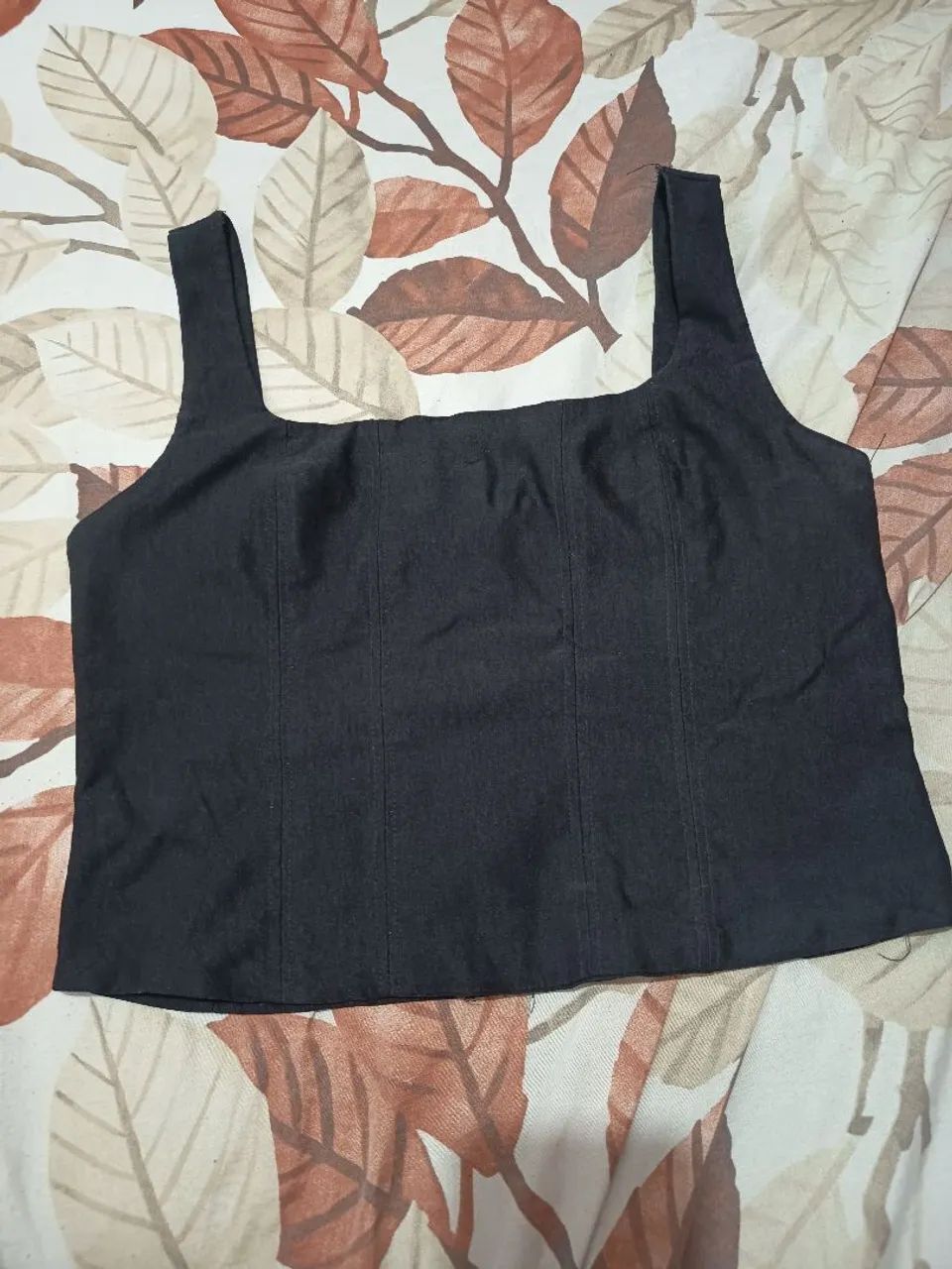 Top cropped Renner G
