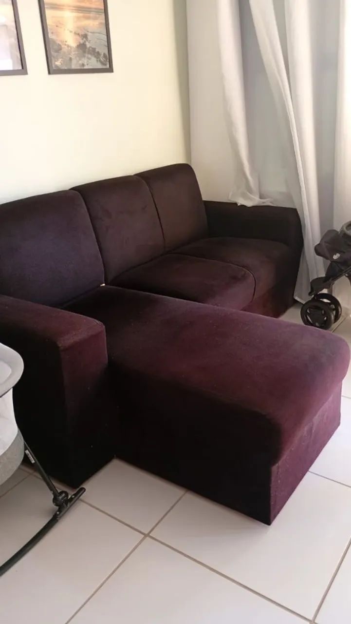 Sofá com chaise