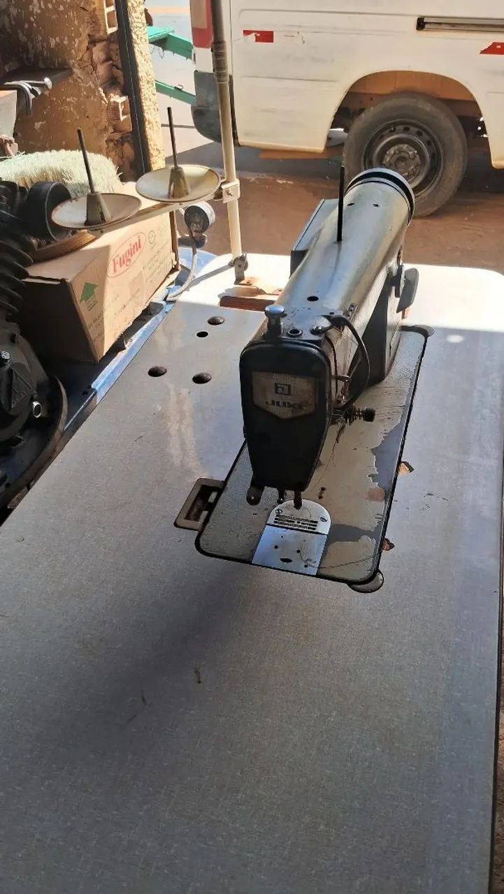 Vendo uma pequena confecção com acabamento - Foto 2