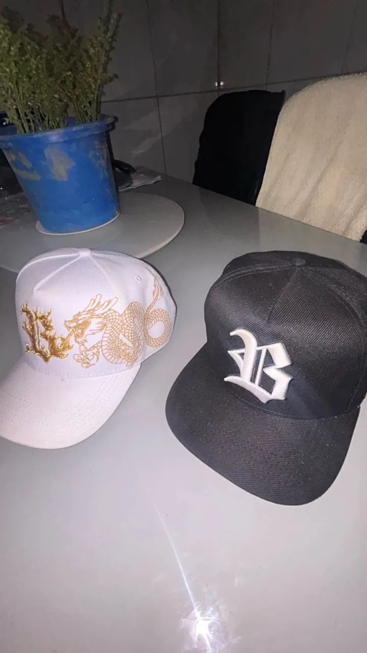 BLCK PRETO E BRANCO (dragão dourado)  - Foto 3