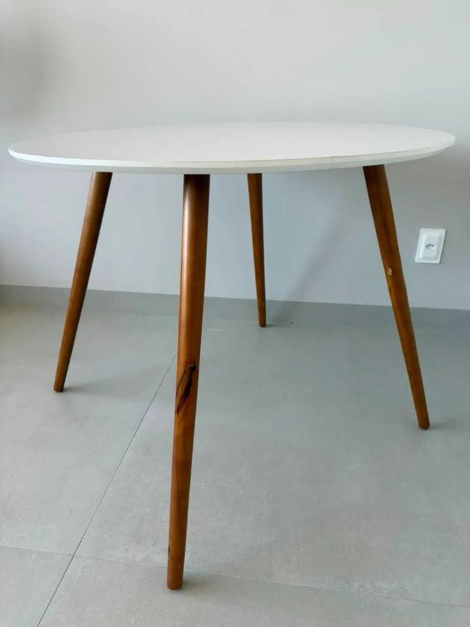 Mesa jantar redonda com 2 cadeiras - Foto 3
