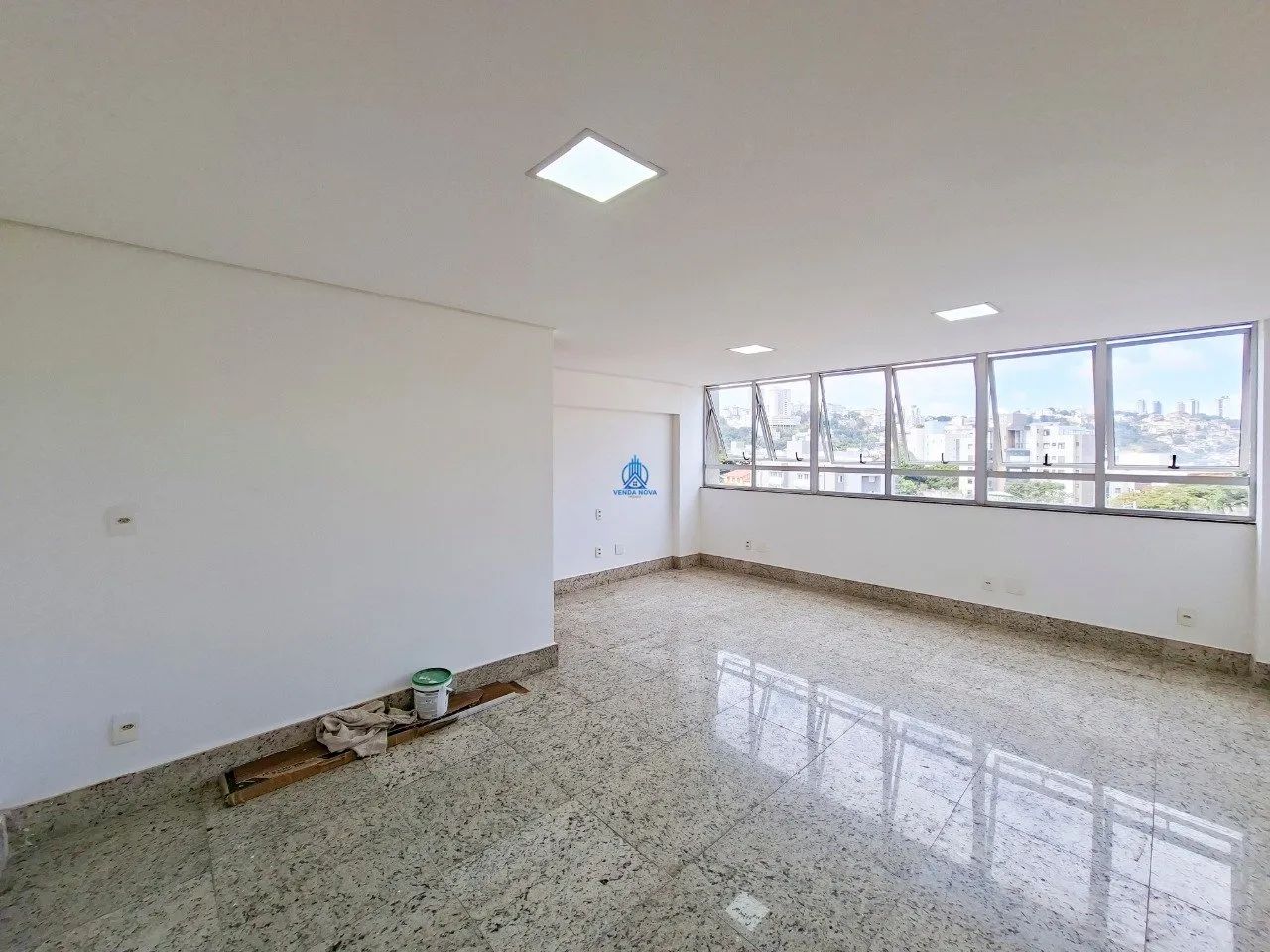 Sala para locação, 30 metros, 1 vaga - Foto 2