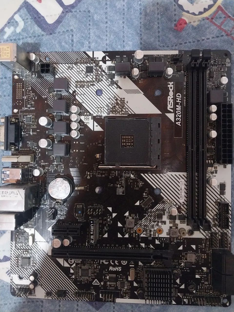 Placa mãe A320M-HD tem comversa - Foto 3