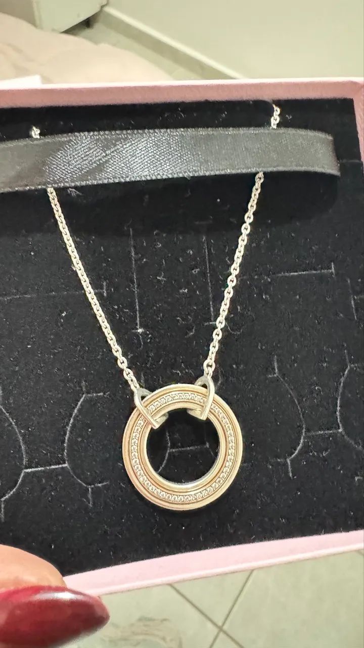 Colar Pandora Signature