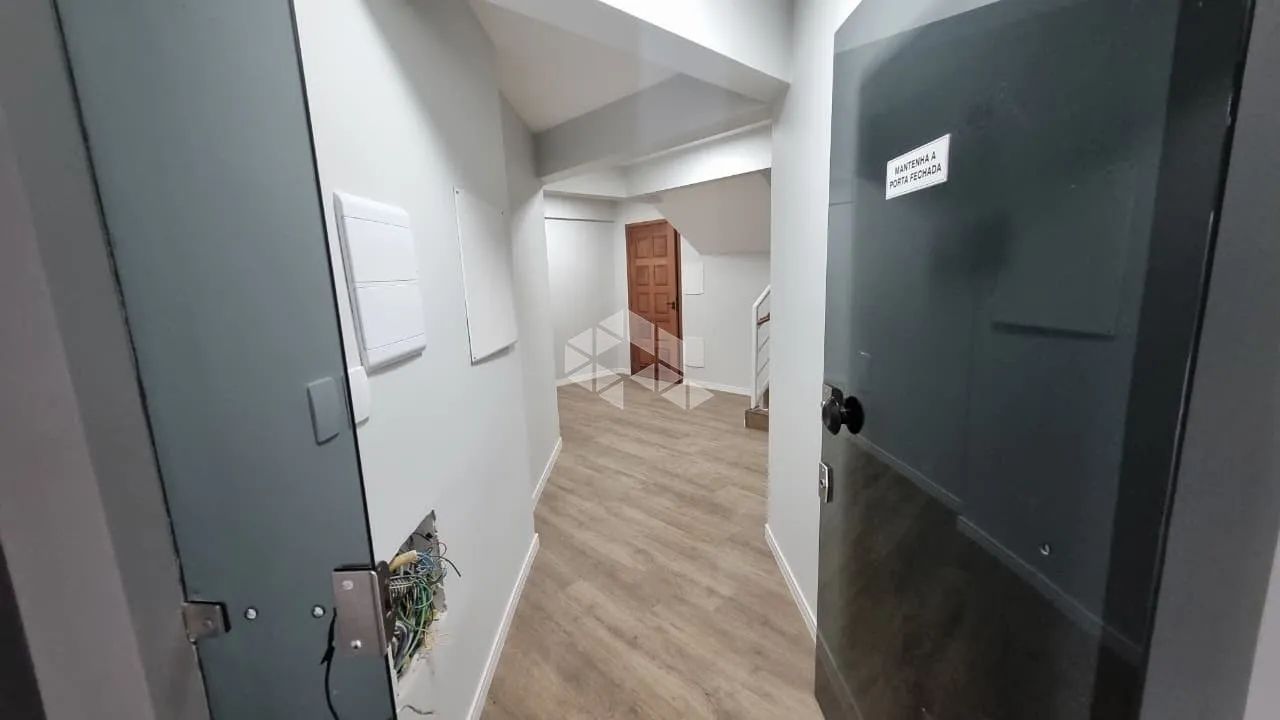 SALA COMERCIAL EM CAPOEIRAS, FLORIANÓPOLIS-SC. - Foto 3