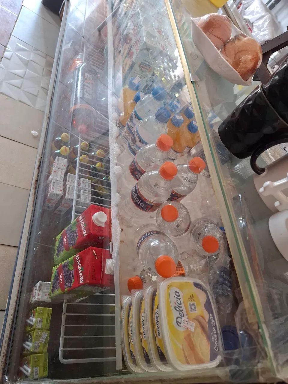 Vende se balcão refrigerado 2 porta bem conservado. - Foto 3