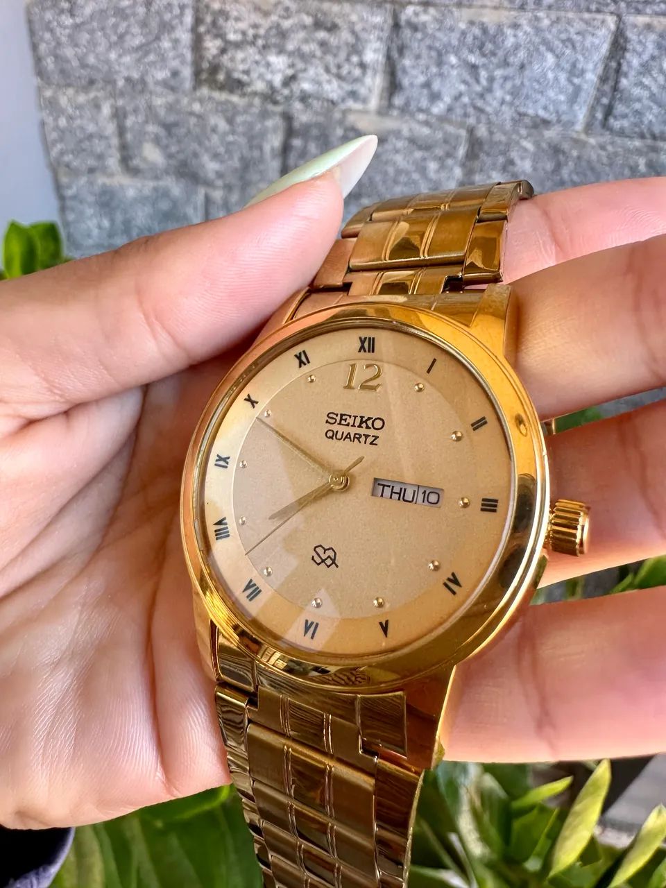 RELÓGIO SEIKO QUARTZ DOURADO  - Foto 4