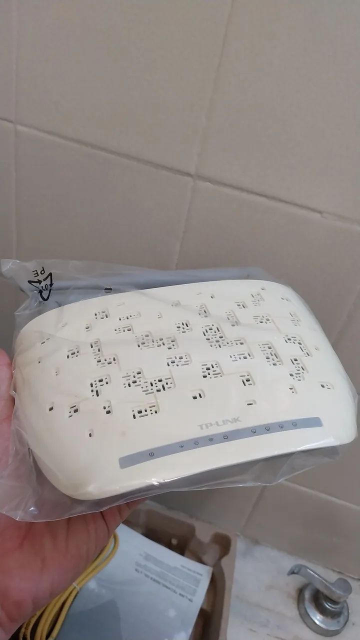 Modem Roteador Wireless TP-Link TD-W8961ND.  - Foto 4
