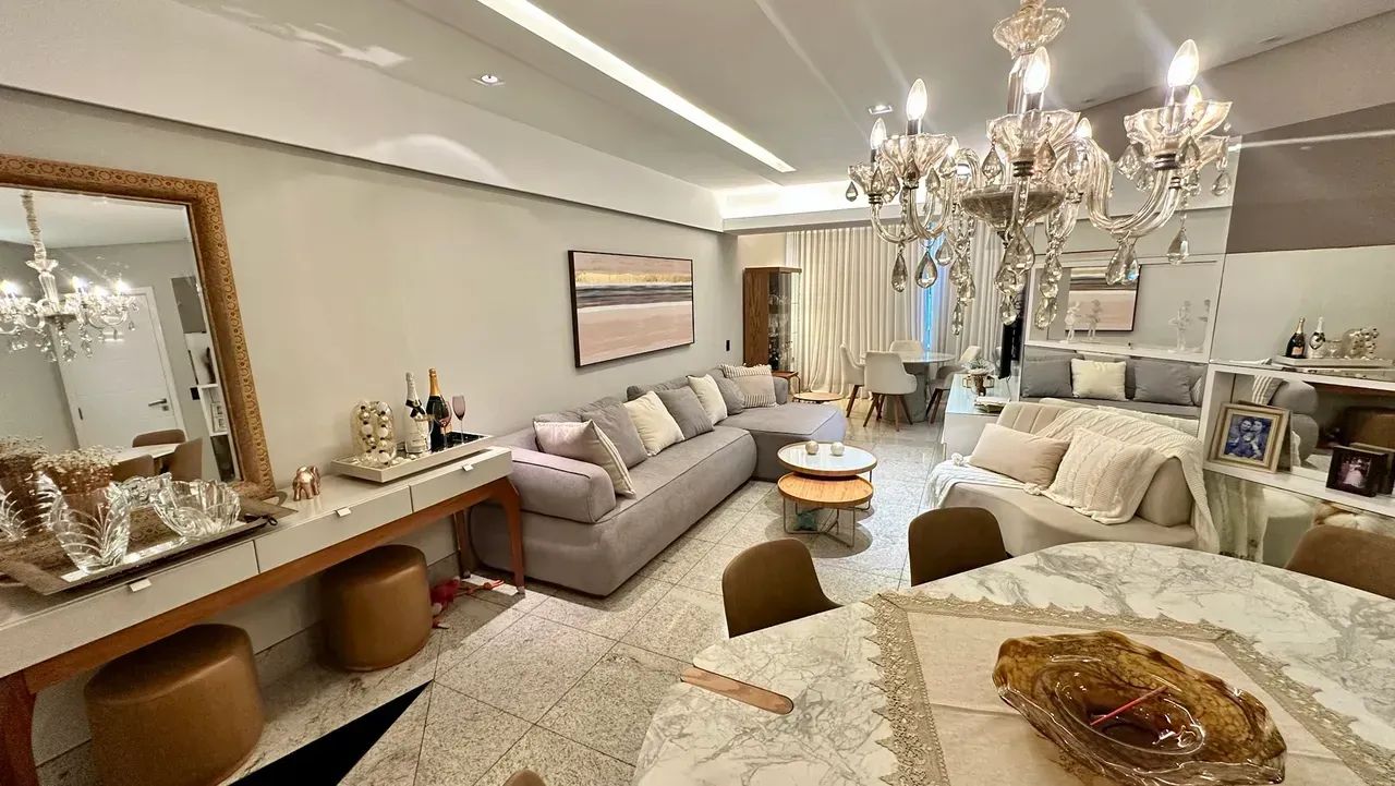 4 Quartos 2 suites e 2 vagas a venda na Praia do canto