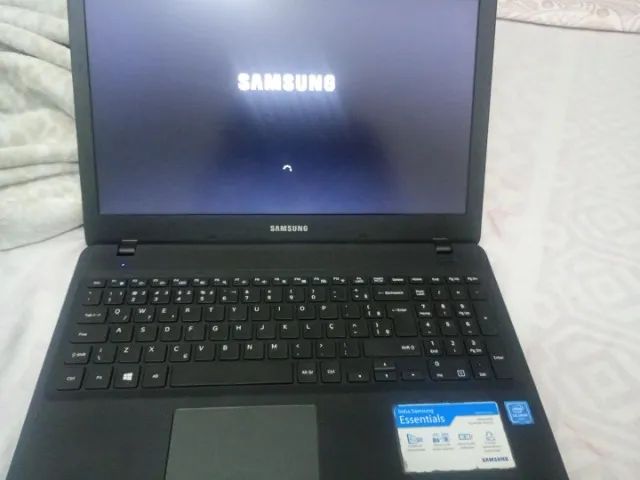Notebook Samsung Essentials - Intel Celeron | Windows 10 | Ótimo Estado