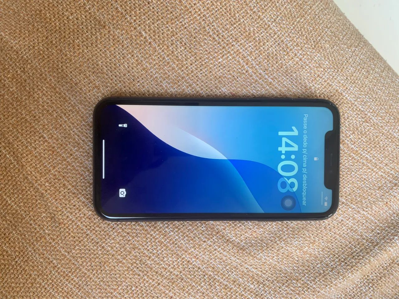 iPhone 11 com documento  - Foto 2