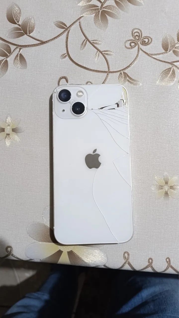 iPhone 13 - Foto 3