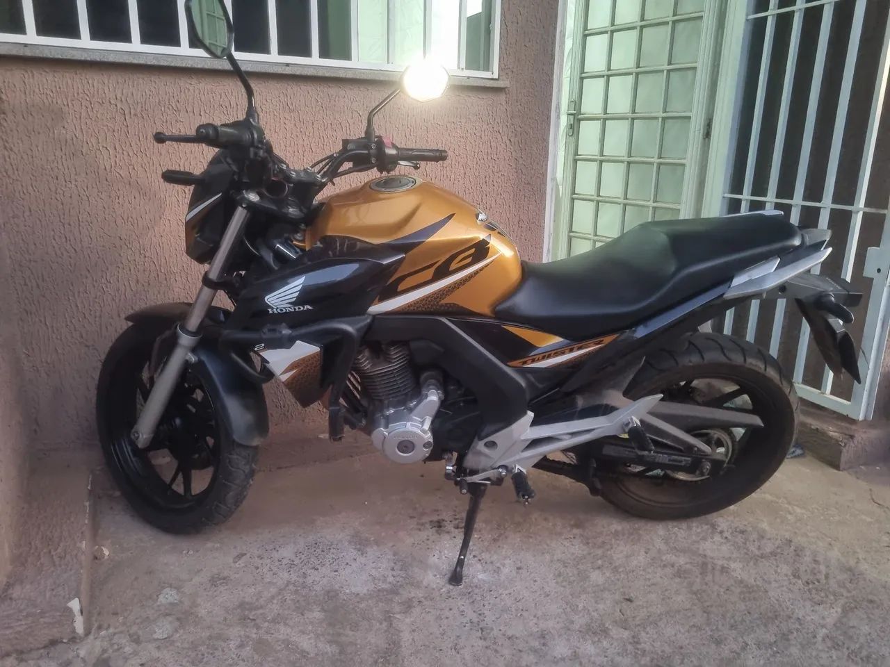  Hodna Cb 250f Abs