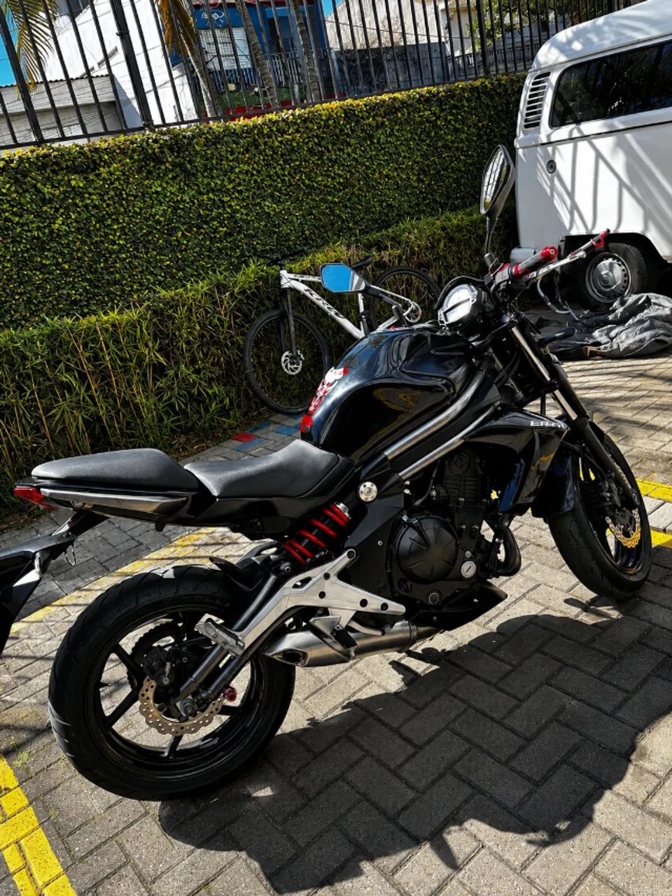 Kawasaki ER-6N  - Foto 4