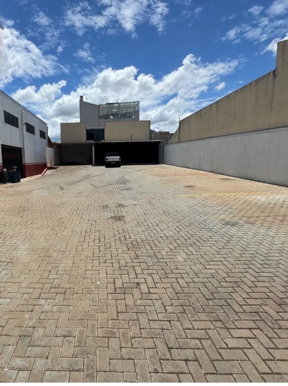 Barracão b/Maria Luiza Próx 277 - Foto 5
