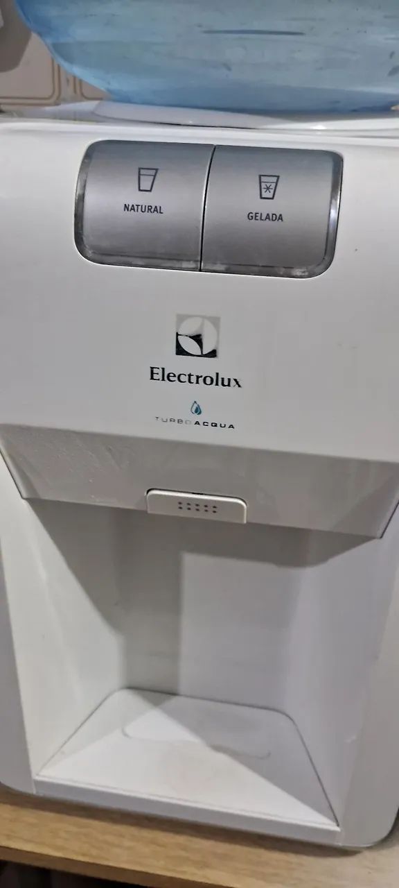 GELÁGUA ELETROLUX SEMI NOVO - Foto 5