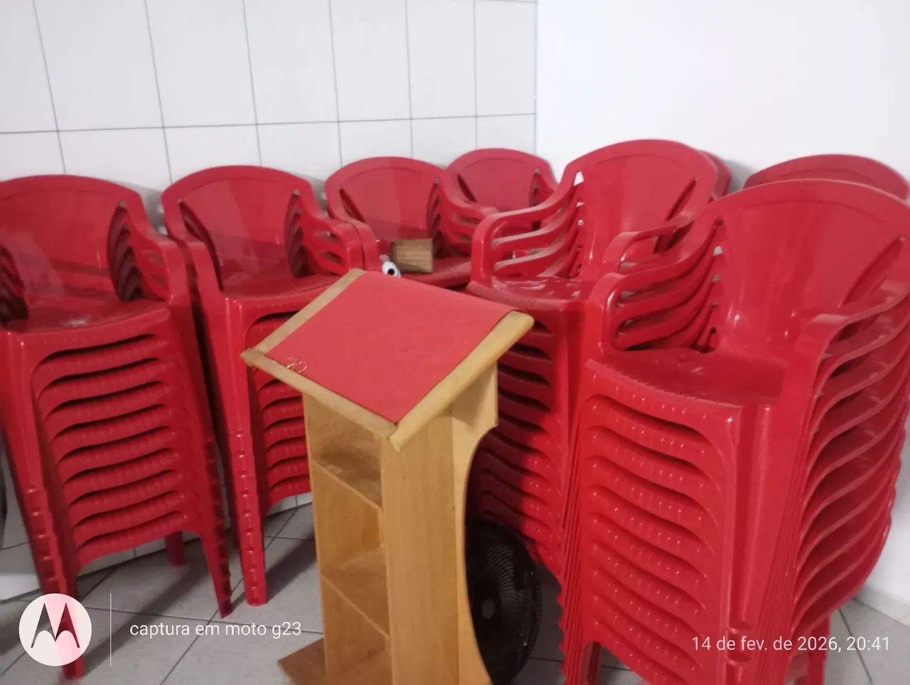 Vende de cadeira 