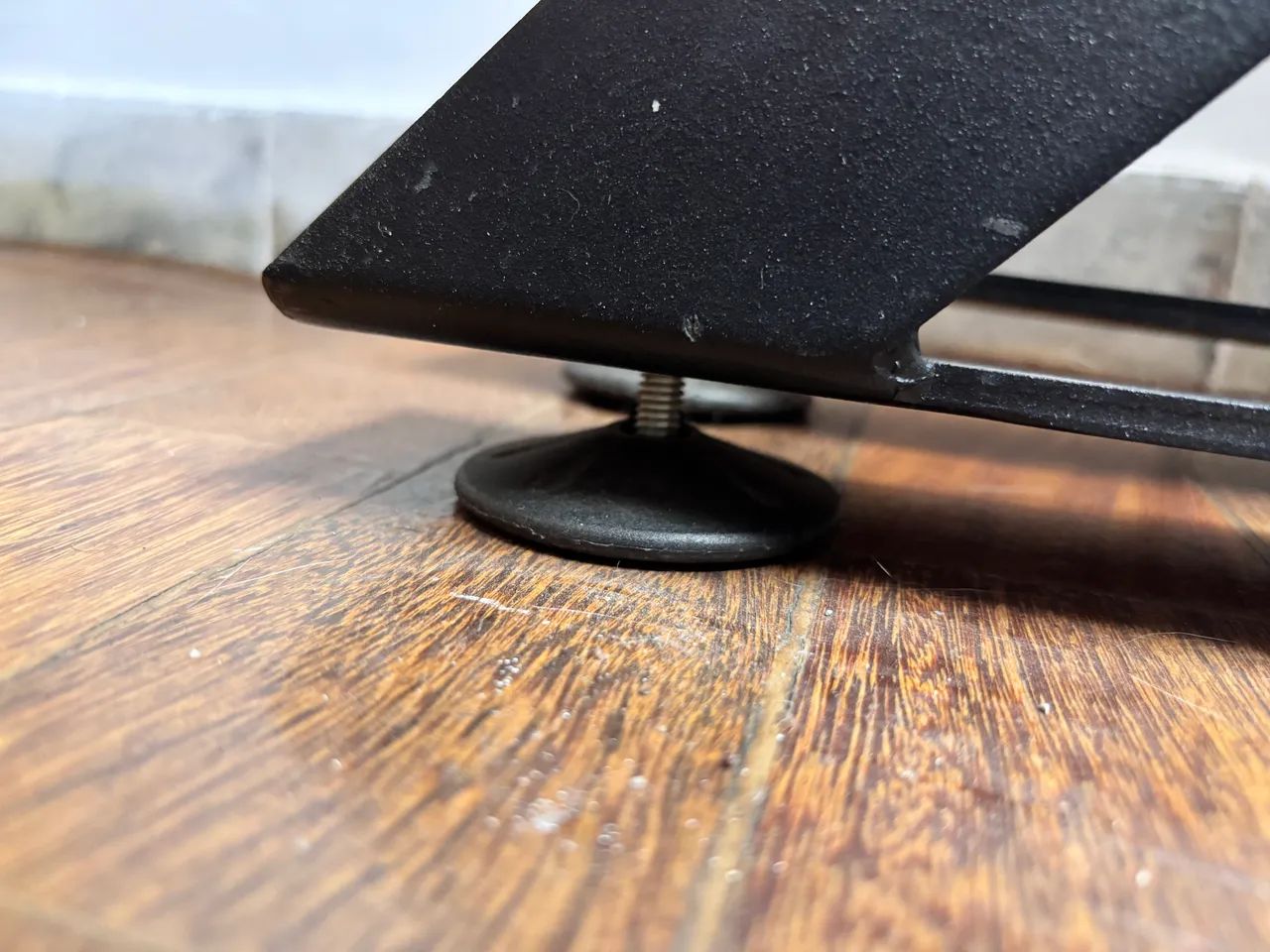 Suporte de metal para mesa - Foto 3